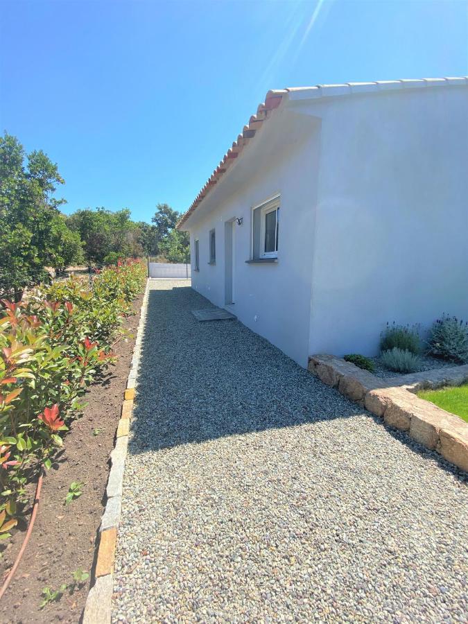 Villa Deux Chambres Avec Piscine Chauffee Proche Des Plages Sainte-Lucie de Porto-Vecchio Exteriör bild